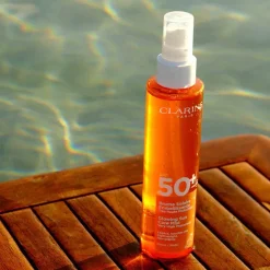 Clarins Brume Solaire|Protection Solaire|- SUNCARE Brume Solaire Embellissante Très Haute Protection Corps SPF50+ 150 ml