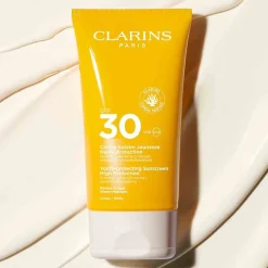 Clarins Crème Solaire Corps|Protection Solaire|- SUNCARE Crème Solaire Jeunesse Haute Protection SPF30 - Protection solaire corps UVA/UVB 30 150 ml