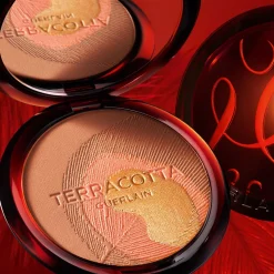 Guerlain Poudre Soleil|- Terracotta - La Poudre Bronzante 96% d’ingrédients d’origine naturelle Peacock Édition limitée