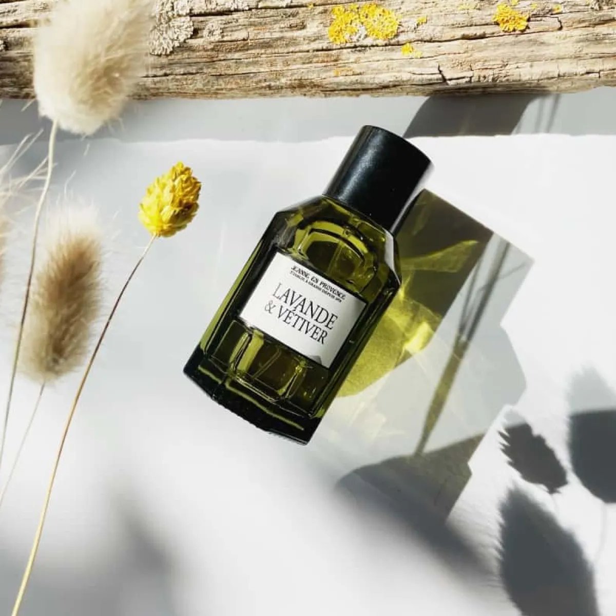 Jeanne en Provence Eau De Toilette|Parfums Pas Cher|- Lavande & Vétiver - Eau de Toilette Vaporisateur 100 ml