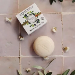 Jeanne en Provence Savon|- Savon Solide Divine Olive 100 g