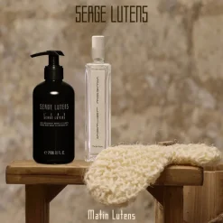 Serge Lutens Soin Des Mains|Main|- Dans le bleu qui pétille - Gel Moussant mains et corps 240 ml