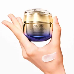 Shiseido Soin Anti-Âge|- Vital Perfection - Crème Lift Fermeté